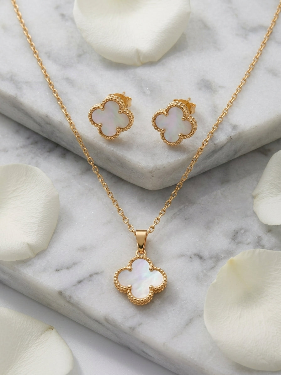 Noor Clover Pendant & Stud Set