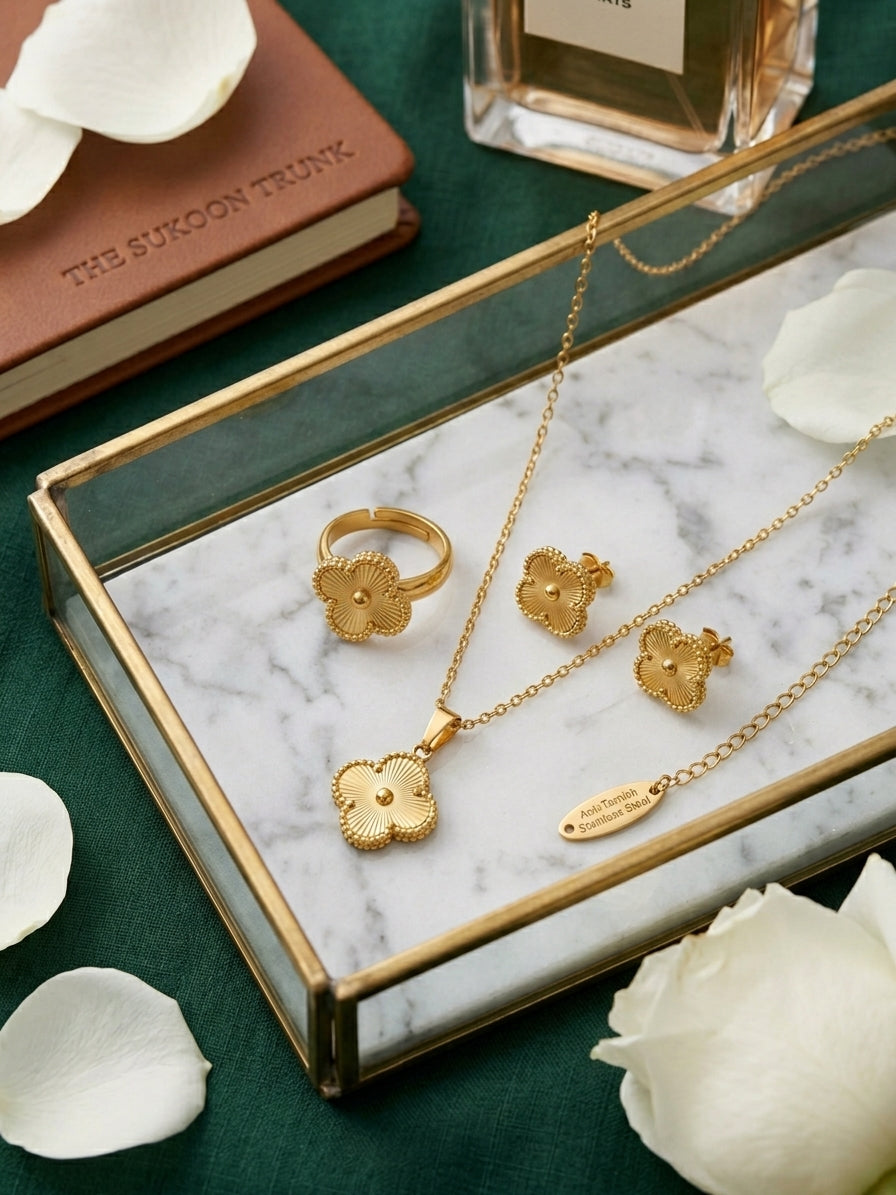 Radiant Golden Clover 3-piece Set