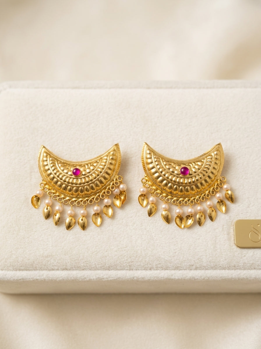 Gold plated moon Hair pin